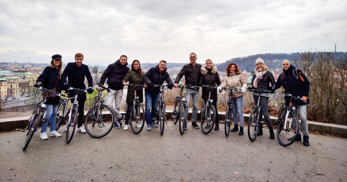 Prag SightseeingTour per Fahrrad GetYourGuide