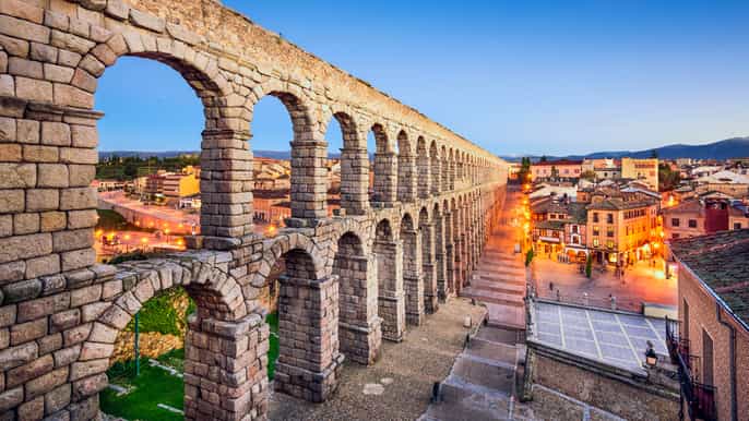segovia and el escorial from Ávila with drop off in madrid