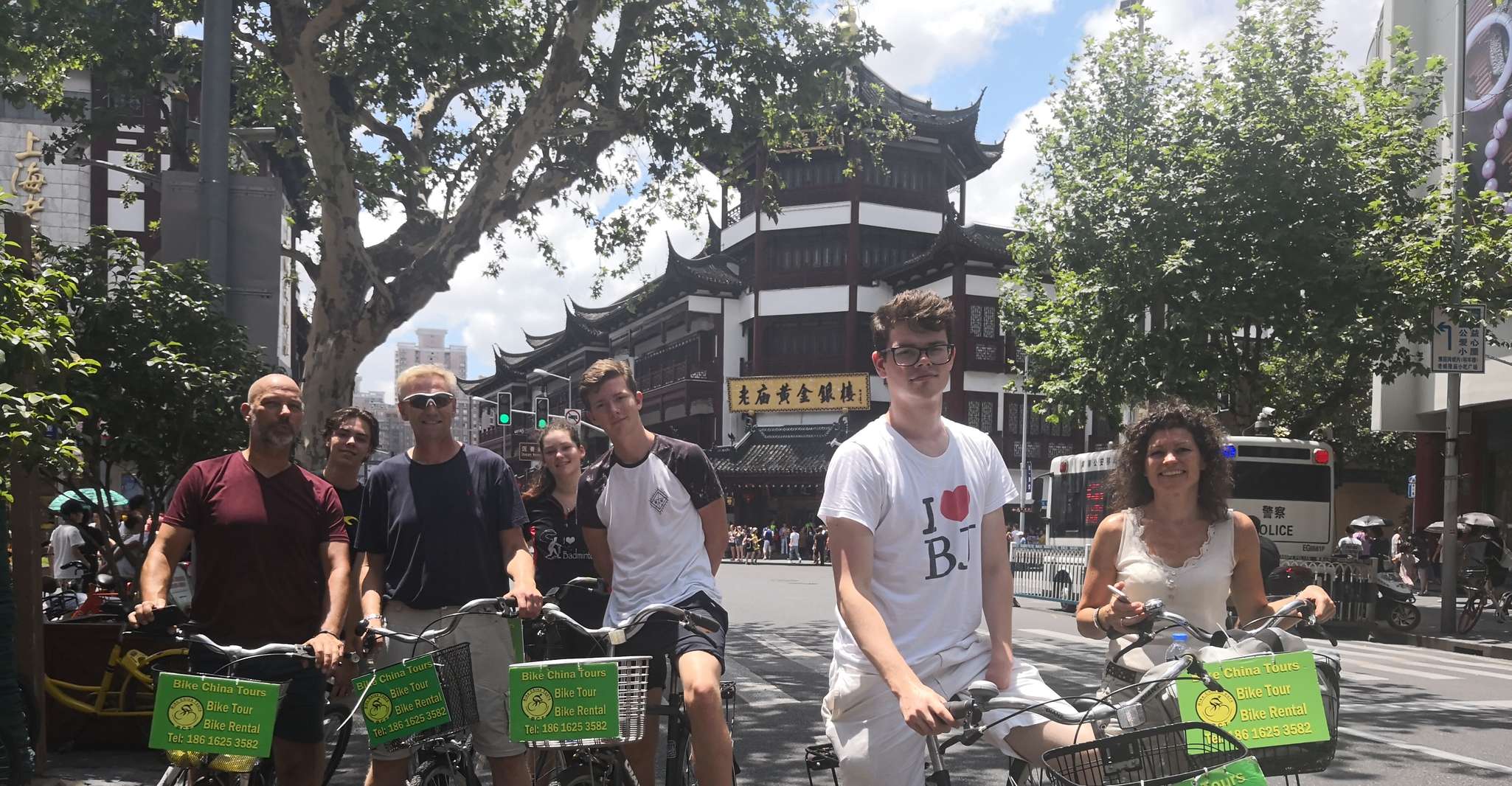 Ancient Water Town + Yu Garden + Bund by Bike/Escooter photo 10