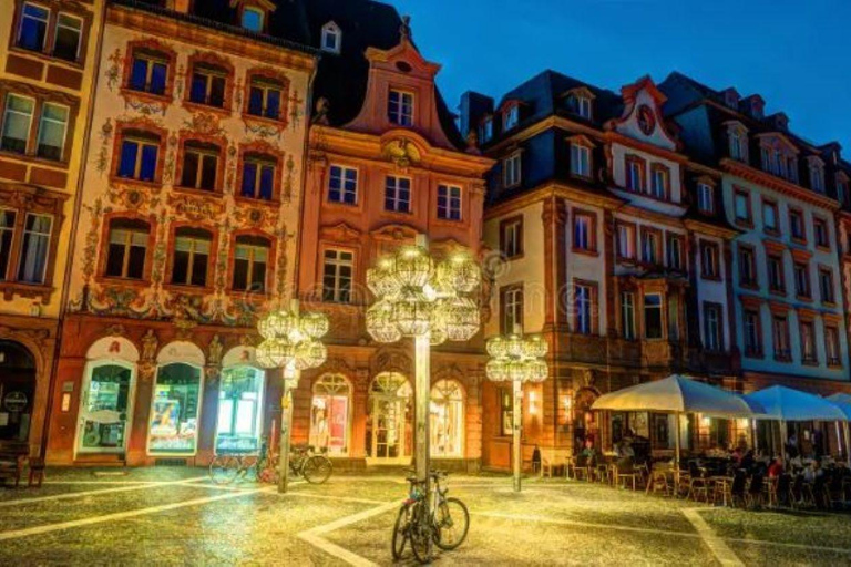 Mainz: guided evening tour of the Rhine embankment/old town in German and English