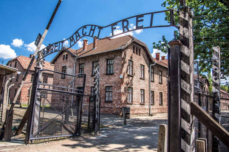 Ticket y tour por Auschwitz desde CracoviaTour con traslado privado y guía compartido