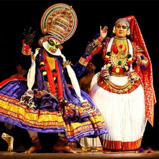 Kochi: Kathalki Theatre and Dinner Experience
