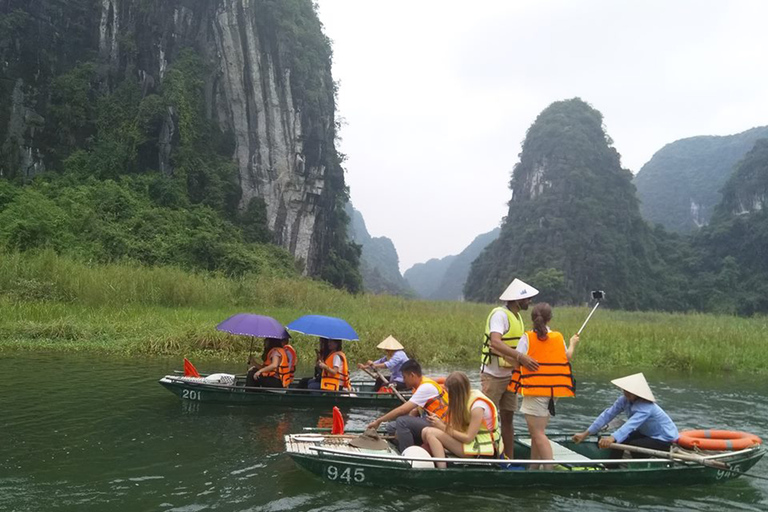 Excursion d'une journée à Hoa Lu et Tam Coc