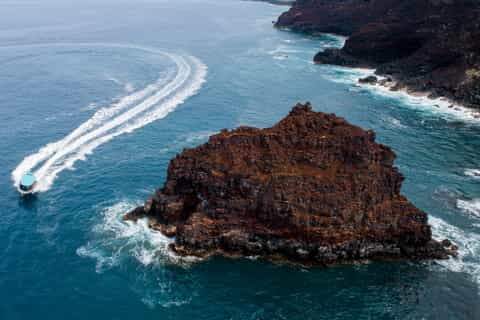 big island south kona snorkeling and coastline exploration
