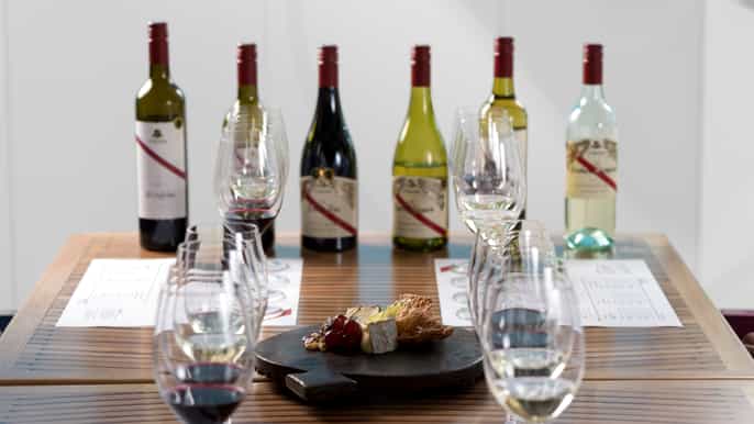 darenberg varietal discovery and cheese tasting plate