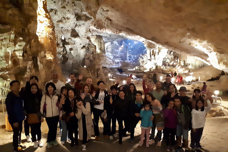 Excursão cultural de 2 dias pela Baía de Halong e Ninh Binh