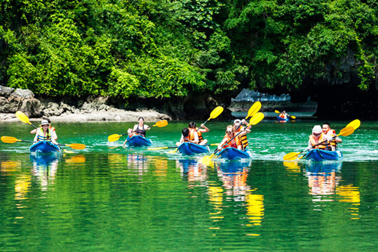 Excursão cultural de 2 dias pela Baía de Halong e Ninh Binh