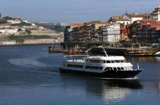 Ab Porto: Douro-Flusskreuzfahrt, Weinkellerbesuch & Mittagessen