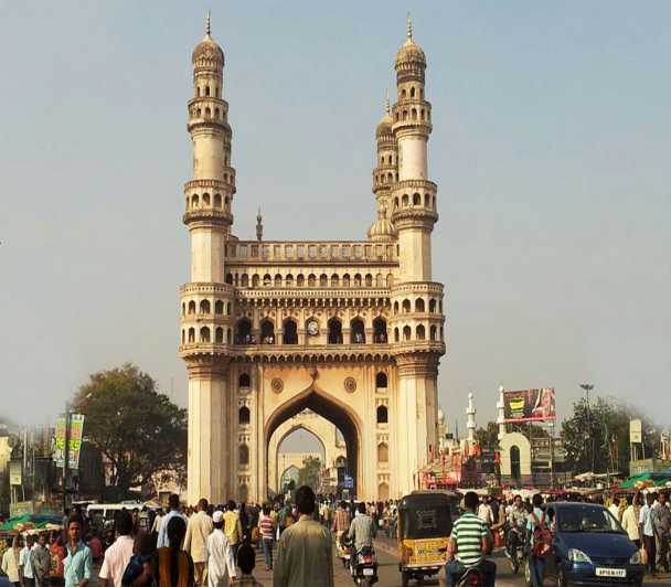 Hyderabad: Private City Tour with Evening Boat Ride