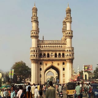 Hyderabad: Private City Tour with Evening Boat Ride