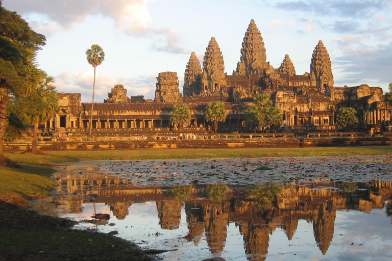 Angkor : visite en groupe, ballon captif et déjeuner