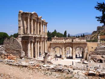 From Samos: Full Day Tour to Ephesus and Kusadasi