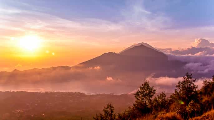 mt. batur sunrise hike with 1night stay in kintamani