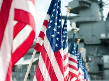 Pearl Harbor & USS Arizona Memorial: Tour mit Abholung Pearl Harbor & USS Arizona Memorial: Tour mit Abholung