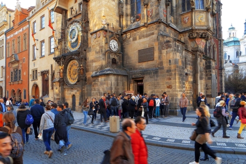 Prague: visite de la ville de 6 heures avec croisière et déjeunerPrivé en anglais ou en allemand