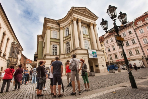 Prag: Stadtführung mit Bootsfahrt und MittagessenÖffentliche Tour auf Deutsch