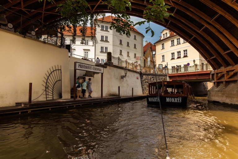 Prag: Stadtführung mit Bootsfahrt und MittagessenÖffentliche Tour auf Deutsch