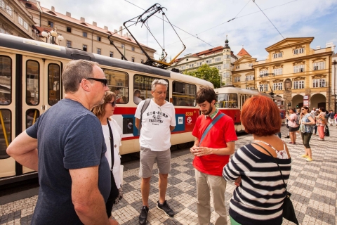 Praga: tour de 6 horas por la ciudad que incluye crucero y almuerzoGira pública en alemán