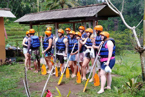 Telaga Waja River: Rafting Expedition z bufetem lunchowymRzeka Telaga Waja: Spływ tratwami i rurami