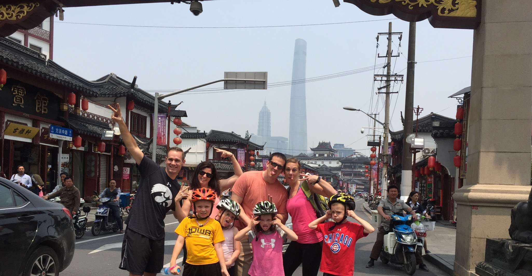 Half-Day Old Shanghai Small Group Bike Tour (Day & Night) photo 16