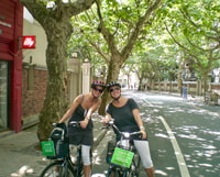 Giro in bicicletta di mezza giornata di Shanghai per piccoli gruppi (giorno e notte) - Hizvo
