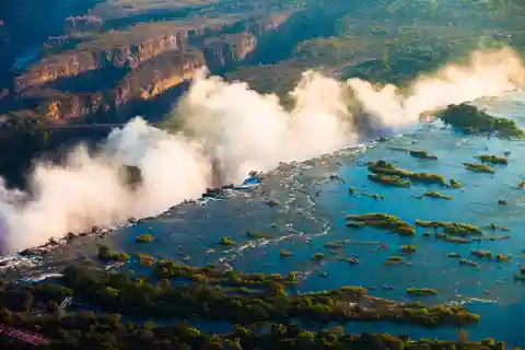 Victoria Falls and Zimbabwe: Scenic day Tour & Sunset Cruise
