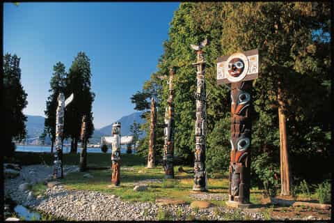 Vancouver: Private Full-Day City Tour with Alpine Adventure
