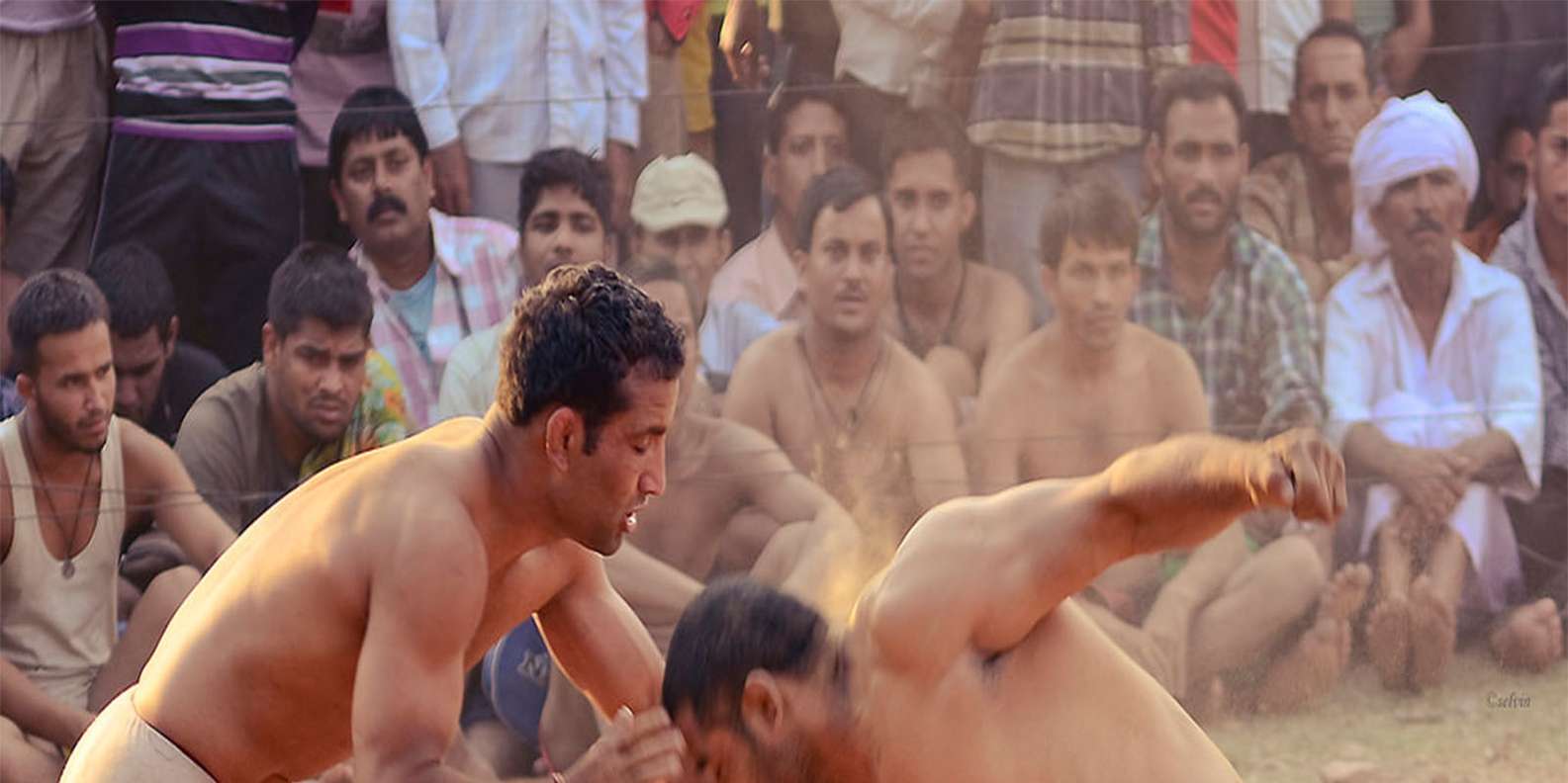 バラナシ プライベートアカダレスリングツアー Getyourguide