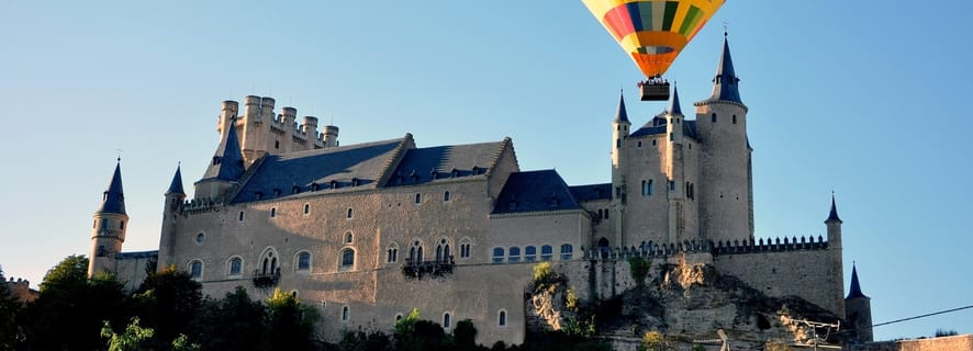 Segovia: paseo en globo aerostático con recogida opcional