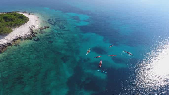 lumbarda halfday kayaking and history tour