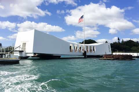 hawaii uss arizona memorial battleship missouri tour