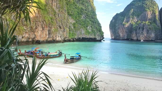 phi phi islands early bird tour from phuket and khao lak