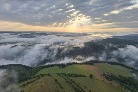 From Prague: Balloon ride with Champagne & Picnic