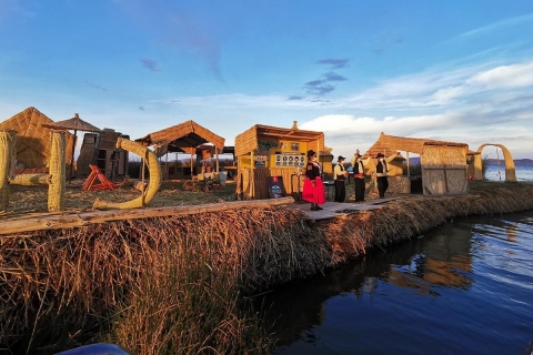 Cały dzień nad jeziorem Titicaca: odwiedź wyspy Uros i Taquile