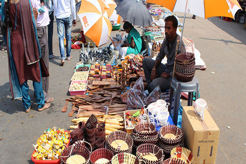 Varanasi: Visite privée du marché de l'artisanat avec dîner