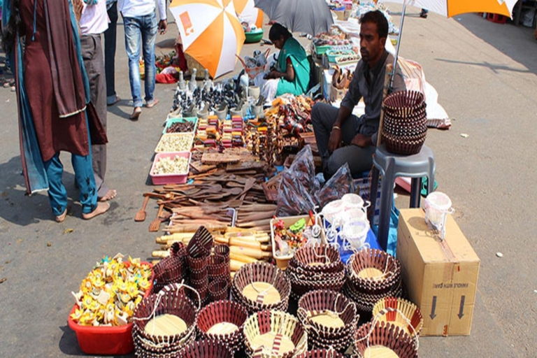 Varanasi: Visite privée du marché de l'artisanat avec dîner