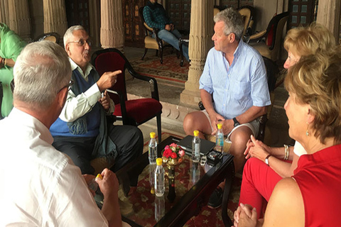 Varanasi: Palestra Privada sobre Hinduísmo com o Professor