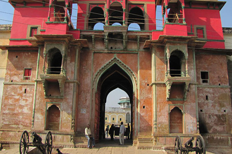 De Varanasi: excursion privée d'une demi-journée au fort de Ramnagar