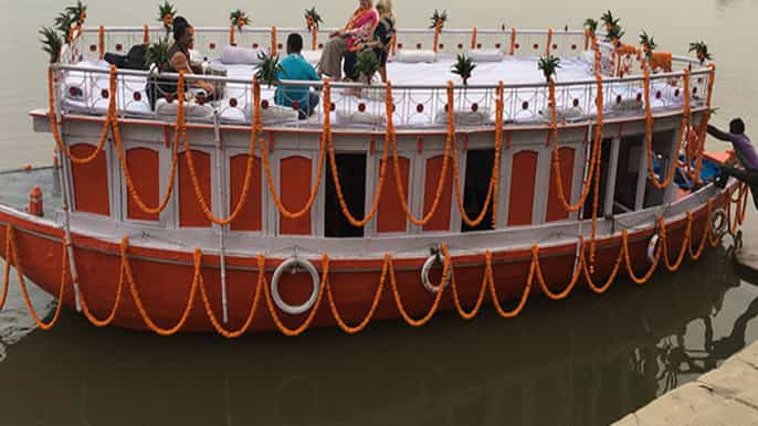 varanasi maharaja boat ride and dinner