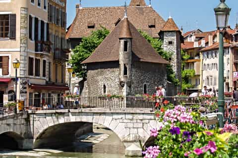 From Geneva: Annecy Half-Day Trip