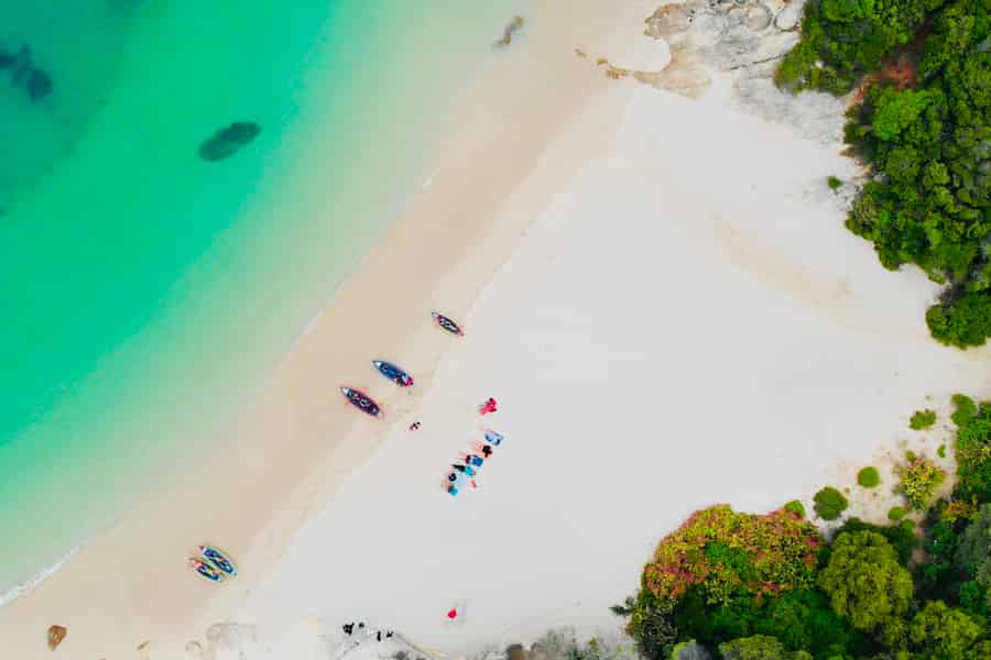 Von Lissabon aus: Kajaktour durch den Naturpark Arrábida mit Mittagessen. Foto: GetYourGuide