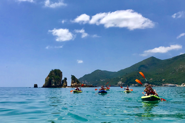 From Lisbon: Arrábida Natural Park Kayak Tour with Lunch