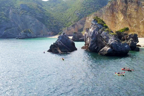 Ab Lissabon: Kajaktour im Naturpark Arrábida