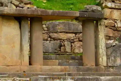 Huaraz: Chavin de huantar + museo + laguna de querococha