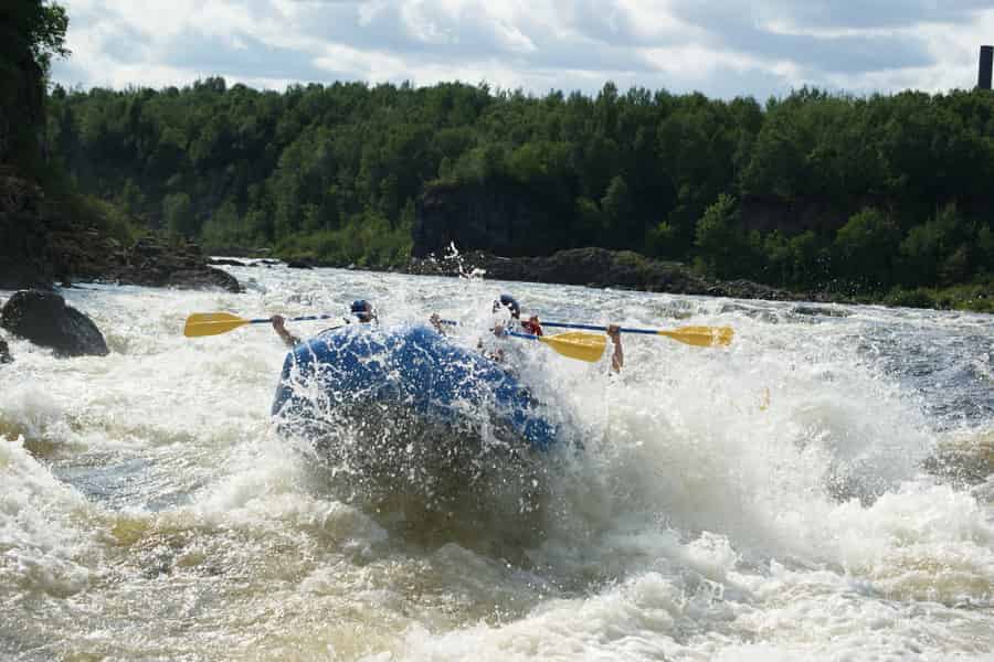 Exploits Canyon: Wildwasser-Rafting. Foto: GetYourGuide Exploits Canyon: Wildwasser-Rafting. Foto: GetYourGuide