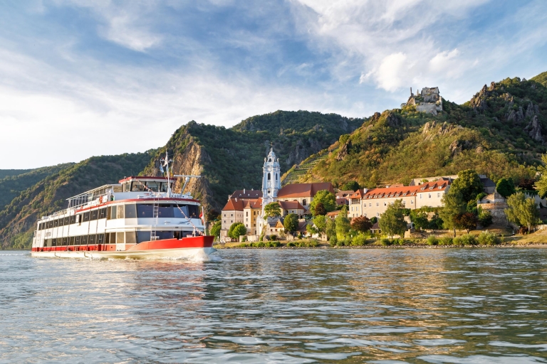 Krems: Wachau Valley River Cruise with 3-Course Meal