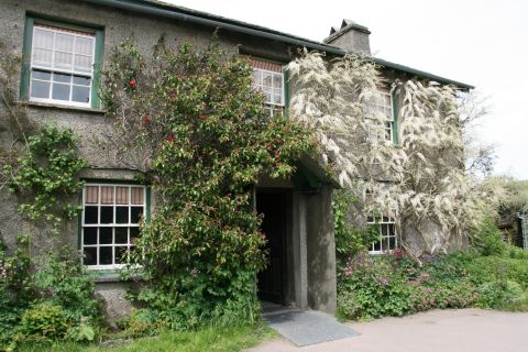 Half-Day Tour of Beatrix Potter Country and Places