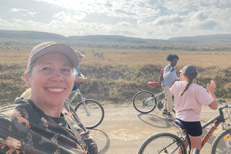 Nairobi: Hell's Gate National Park and Lake Naivasha Tour