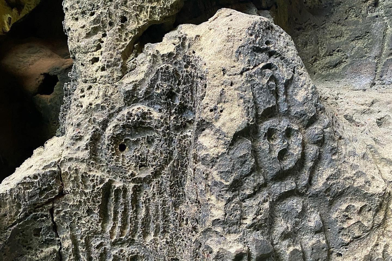 Von San Juan aus: Taino-Höhle, Strandbad und Essen probieren