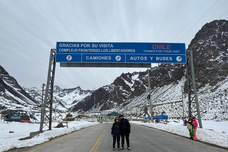 Portillo and Laguna del Inca: nature and mountains on a tour from Santiago